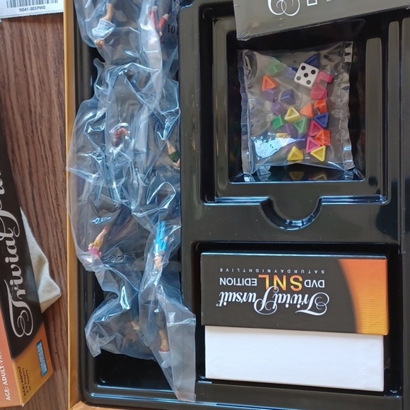 NIB Trivial Pursuit-SNL Saturday Night Live DVD Game, sealed parts - Picture 5 of 6